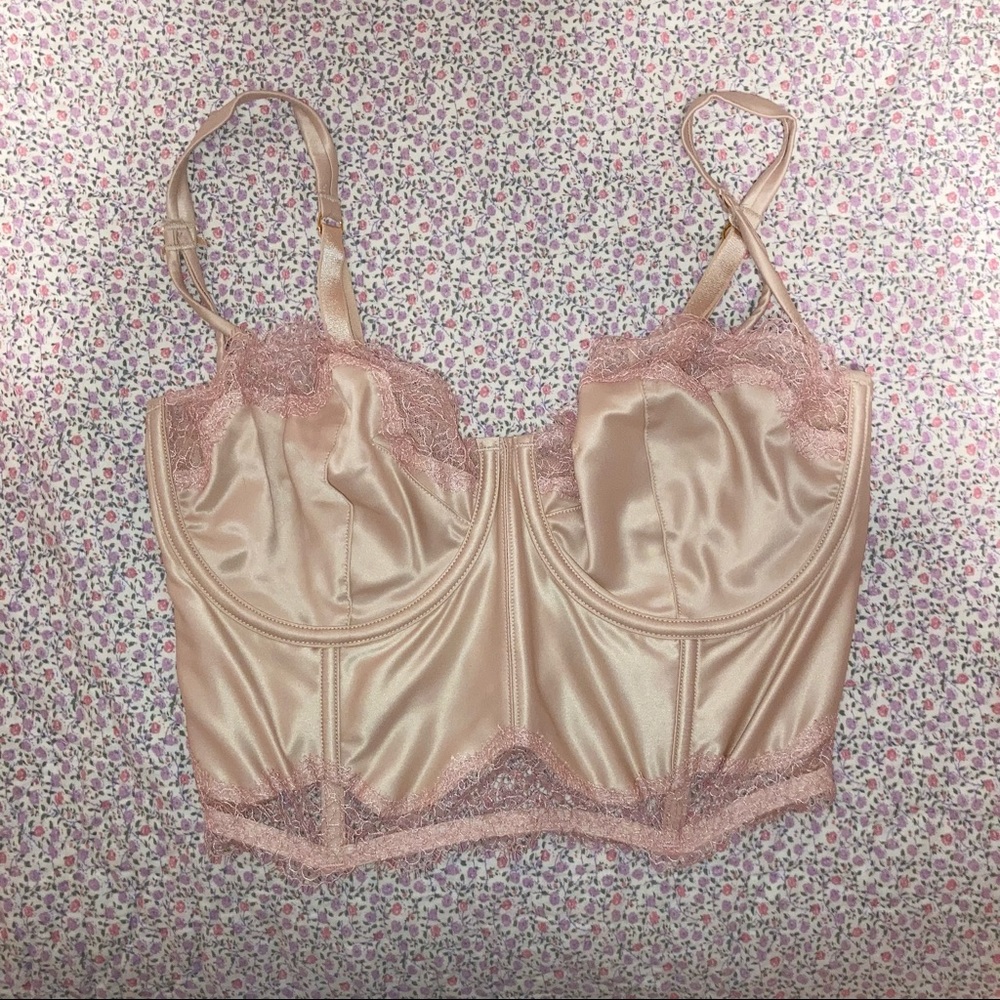 SOLD! Victoria’s Secret Bustier